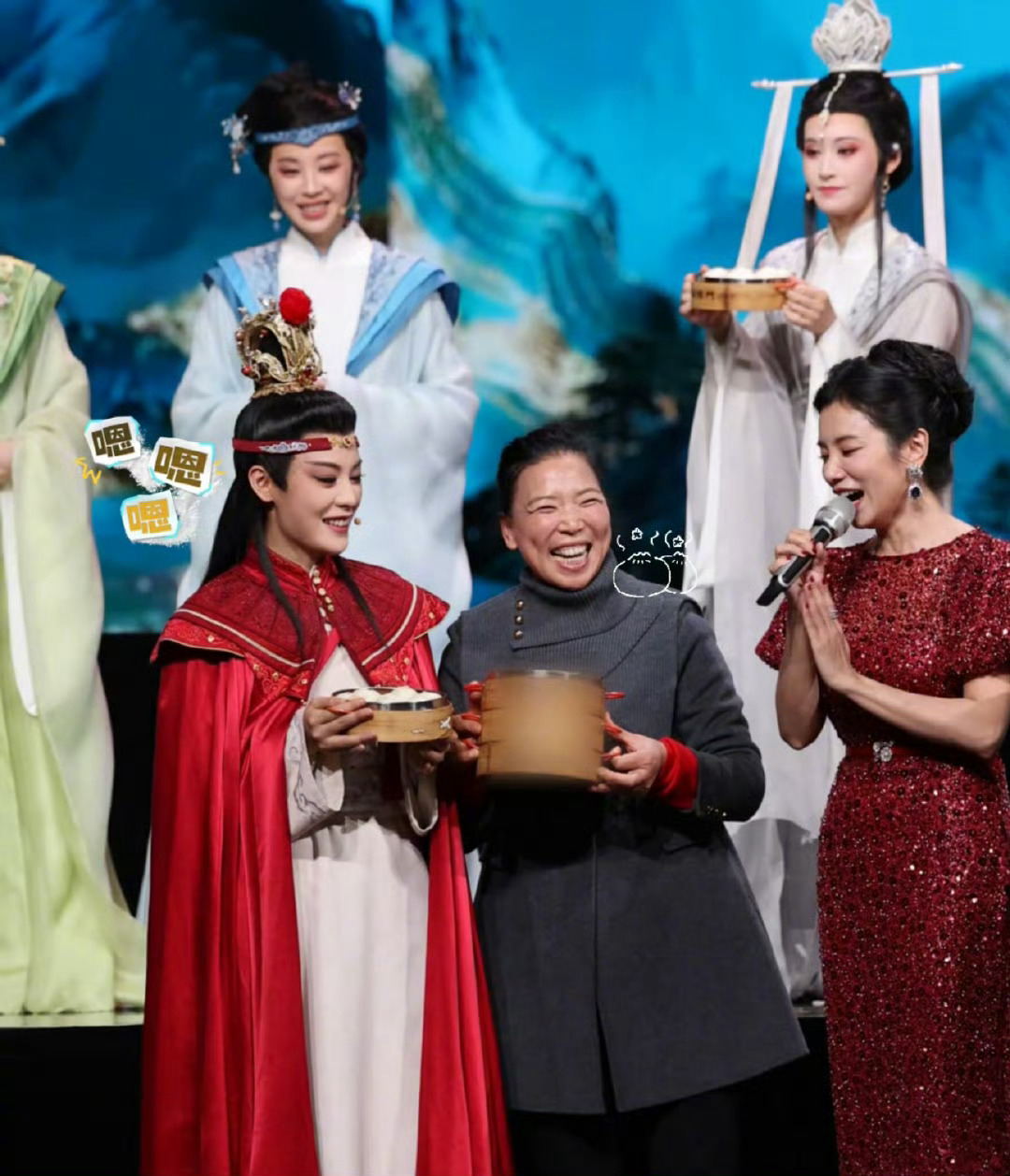 老一辈的追星方式果然淳朴  谁不想要这样的追星阿姨啊，不催舞台不追行程，只关心你