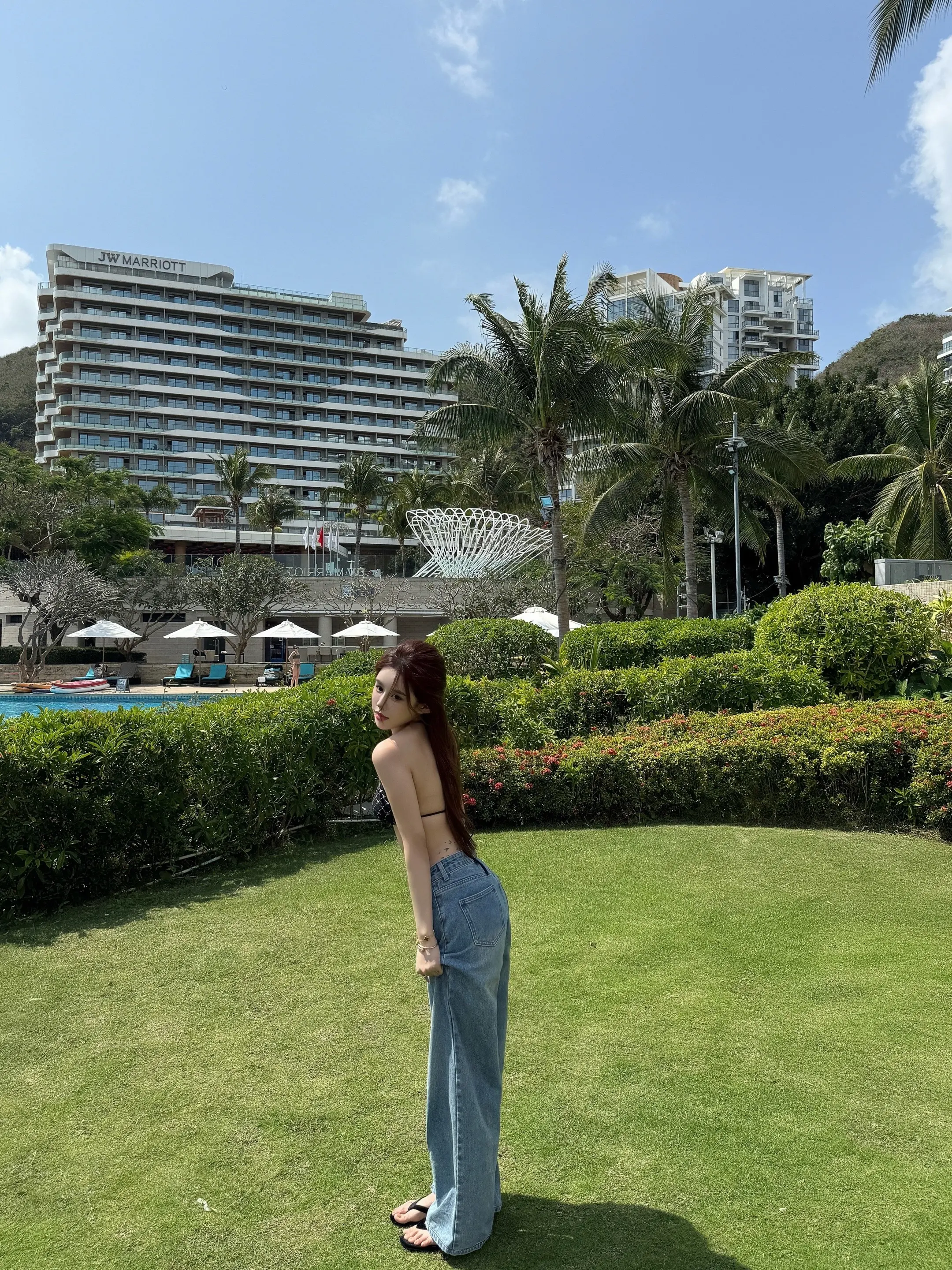 靠近阳光里什么也不用想🌊 𓈒𓂂。