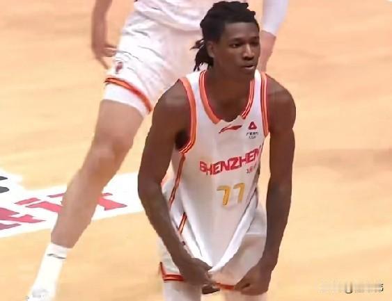 牛！约克谈史密斯绝杀：

“这没办法。”

“我们的防守已经到位了。”

“但是