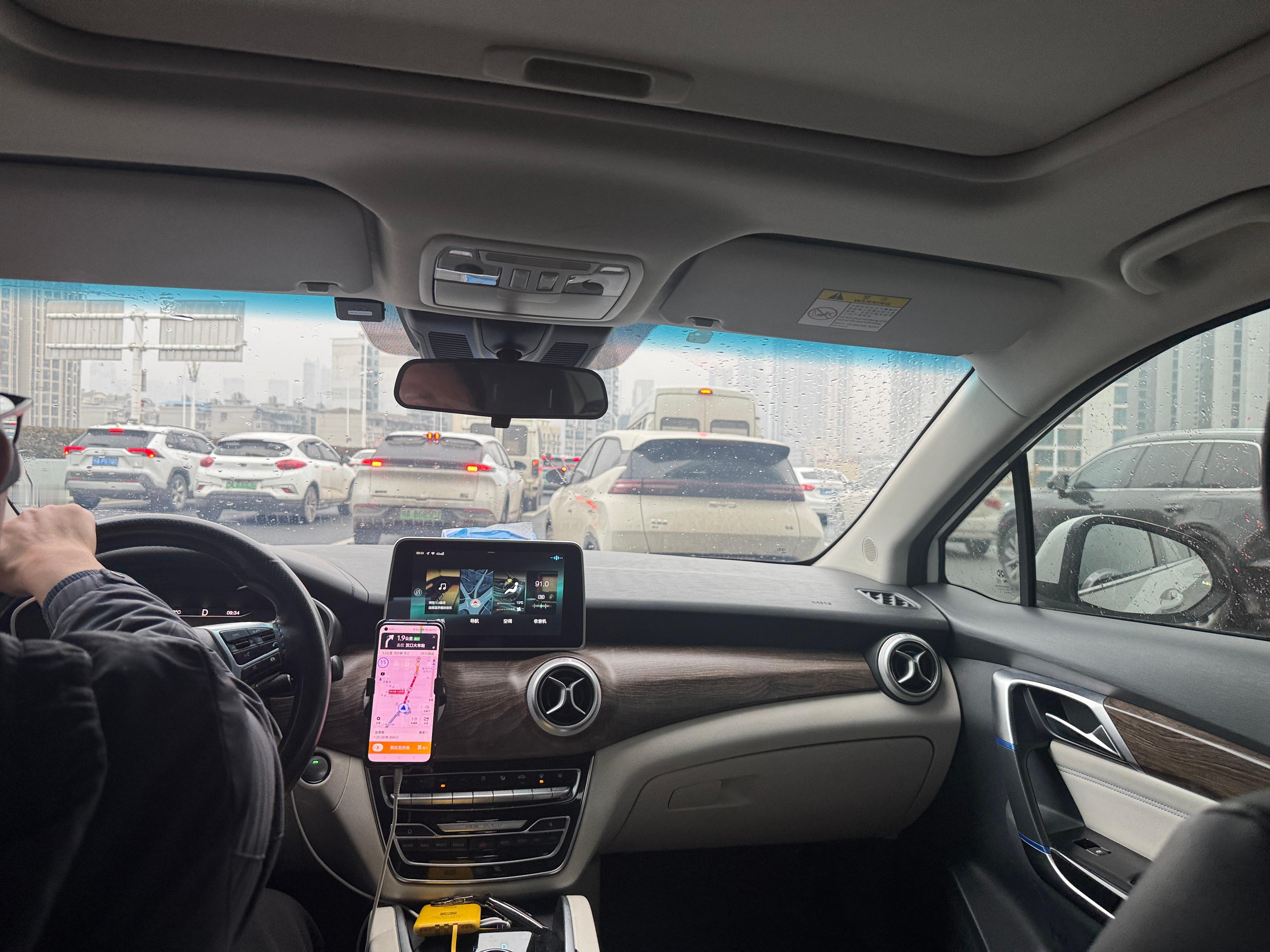 我走南闯北这么多年，武汉两个武汉站和汉口站，争王争霸，太烂了，汉阳站求你们好好设