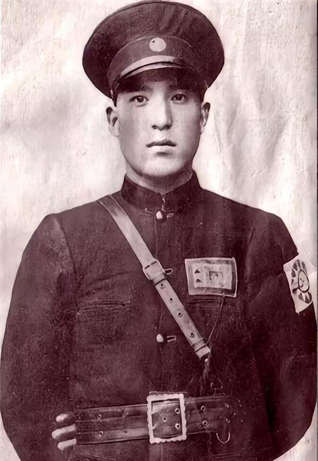 1931年，马步芳占据甘州后，马仲英恐在肃州无法立足，便派心腹到马步芳处说情，缓