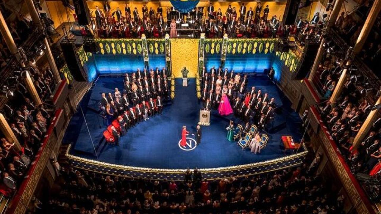 俄罗斯计划推出“诺贝尔文学奖替代版”🇷🇺✍️
俄罗斯国家委员会（Госсов