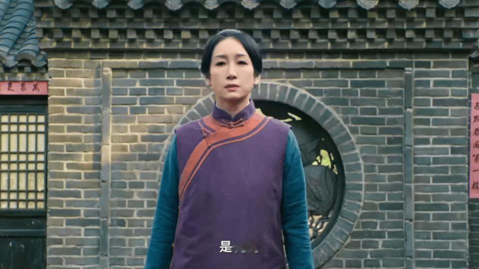 秦海璐把主母赛道玩明白了 秦海璐在《生万物》里饰演的费左氏，那股子稳重和果断真是