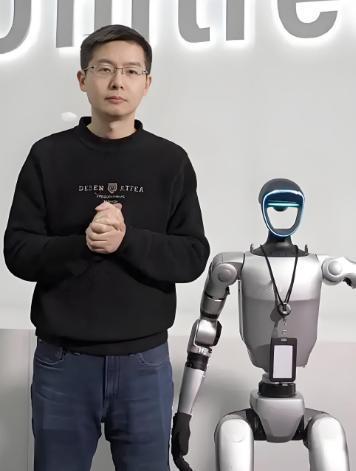 王兴兴：今年机器人会跑得比博尔特还快
 
据媒体报道，近日宇树科技创始人王兴兴再