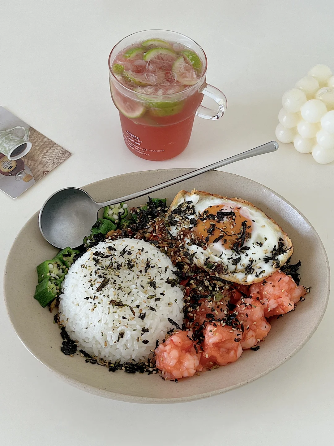 一人食仪式感/幸福感爆棚的虾滑秋葵盖饭 🍱