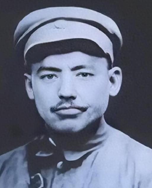 1937年，马家军旅长马禄，抓到了红三十军的参谋长黄鹄显，他没上报，没用刑，反而