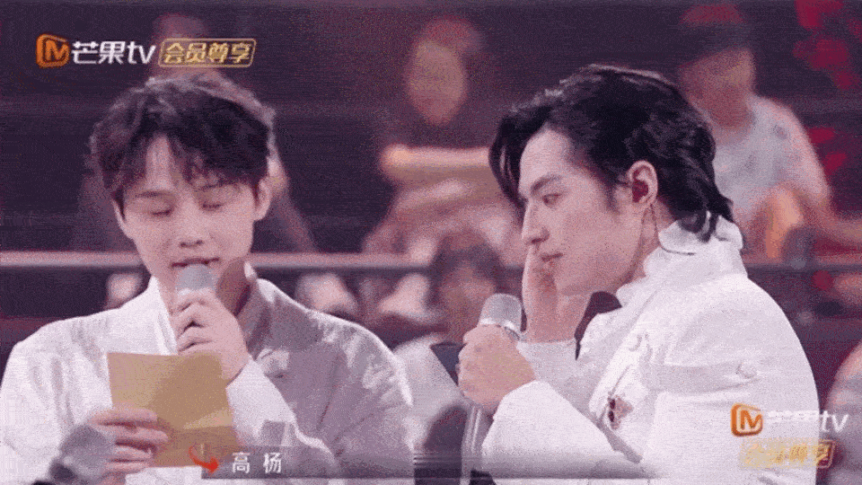 #高杨何亮辰给李霄云写诗#高杨和何亮辰分享了自己给李霄云写的诗，这个礼物浪漫又真