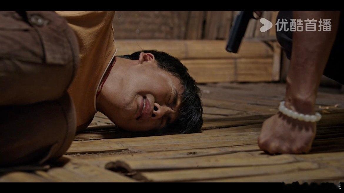 #德云社喊郭麒麟回家# 郭麒麟新剧水边往事就这么水灵灵的来了，点开一看，也没人告
