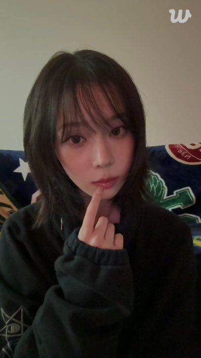 【金玟庭】帅气小狗汪汪       cr🧣来罐品客  aespa确定九月回归 