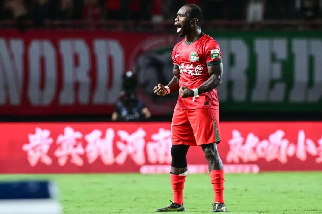 申花球迷期待河南下一轮能在客场阻击海港！我认为河南只要打出与新鹏城的比赛内容，客