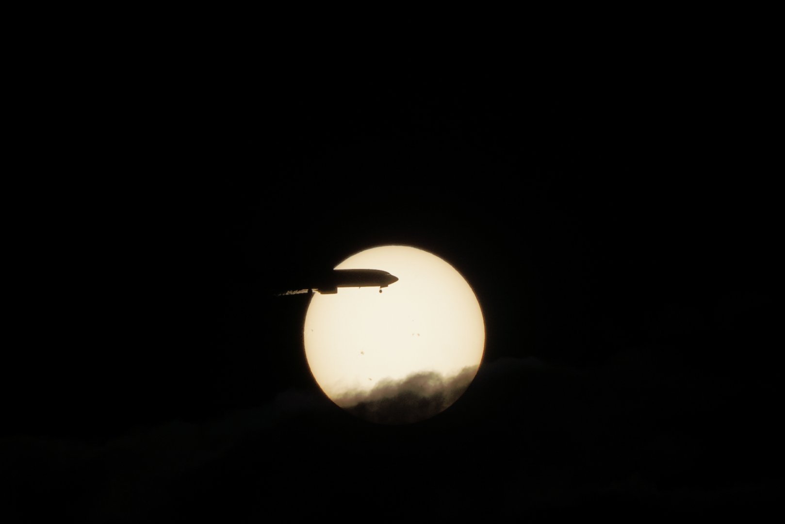 SC2125厦门高崎——北京首都 波音737-85N#中国航空摄影[超话]# ​