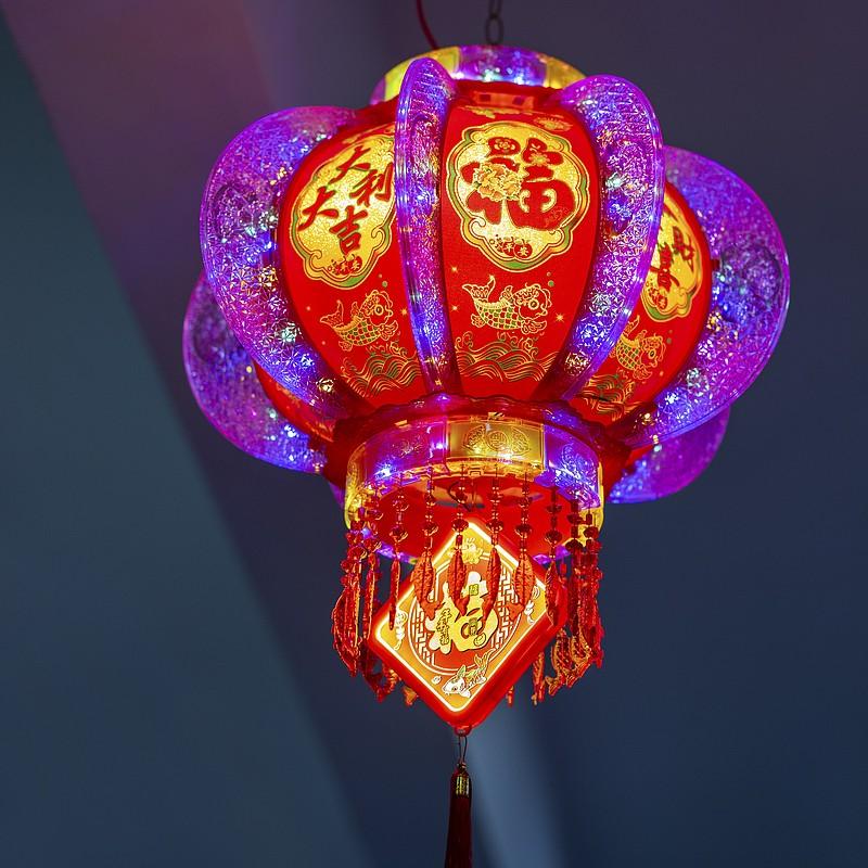 刷到这个上联“日日开开心心”，第一反应下意识就接了“岁岁平平安安”，配个横批喜乐