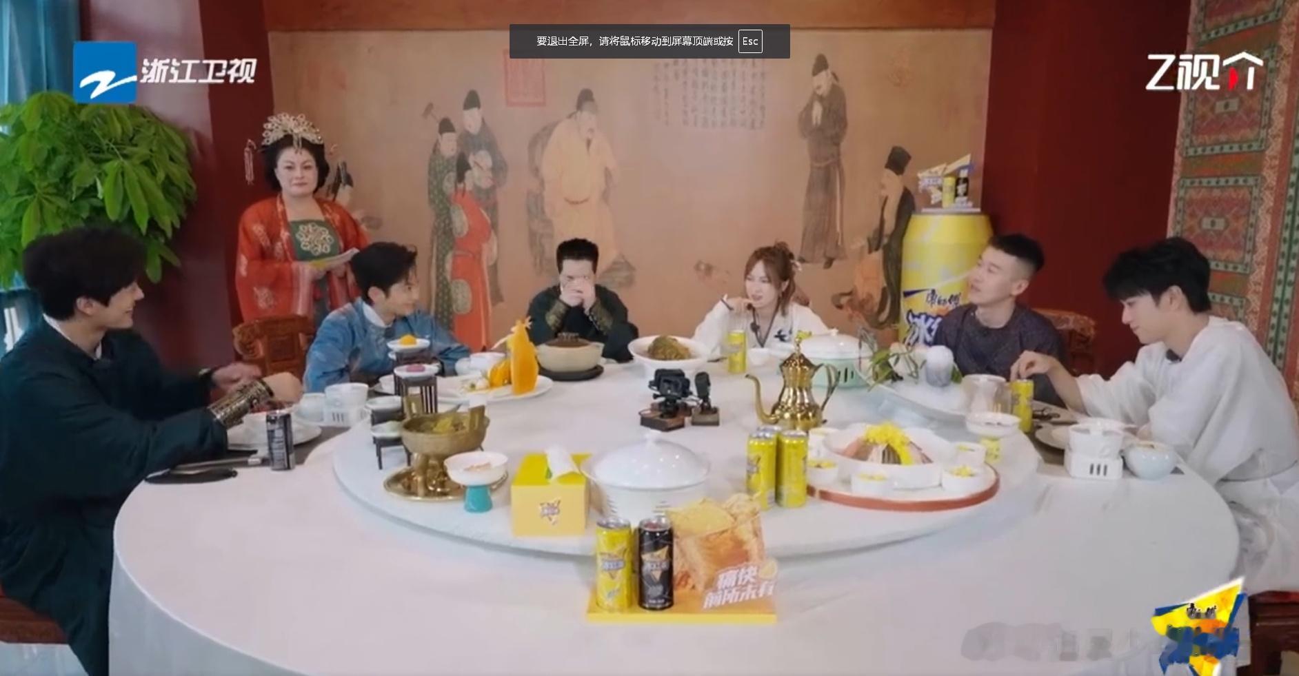 #孙晨竣人生第一次吃苦是在超燃#孙晨竣真的是太可爱了，看这被苦到的小表情，真的有