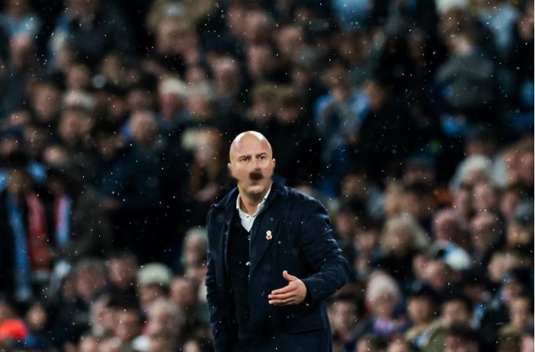 在本轮欧冠，利物浦与国米半场战罢0-0战平。据统计，这是斯洛特执教利物浦以来，球