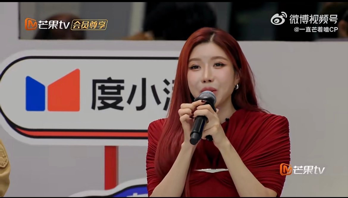 庄法要教王濛钢管舞庄法也太会了，用钢管舞当邀约筹码，还全力配合王濛的自律作息，双