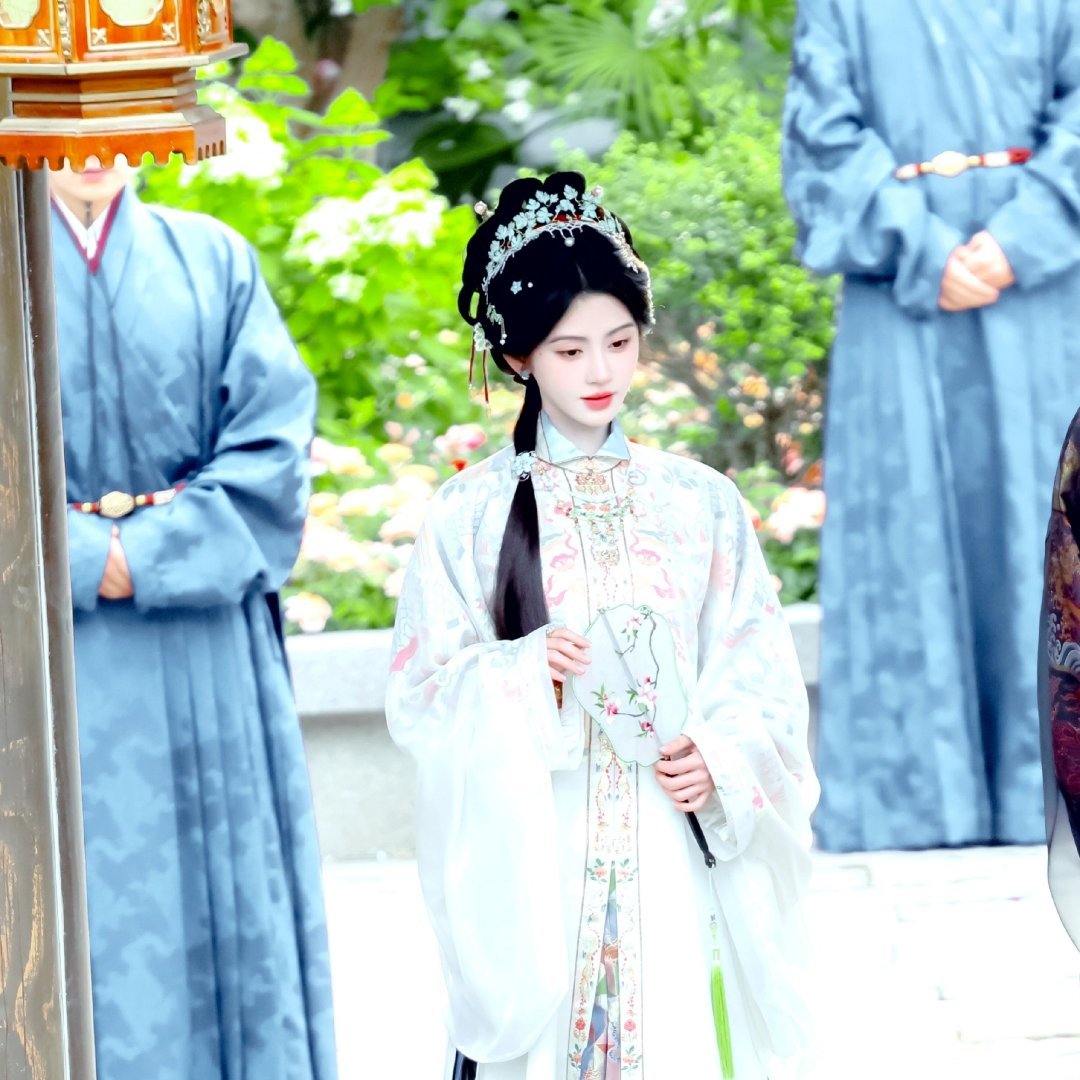 💙鞠婧祎万花世界 💙鞠婧祎苏绿夏有幸遇见 恰好合拍 ˃̶͈◡˂̶͈kiku-
