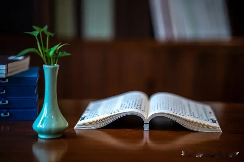 读书的最大意义是什么笔者认为读书最重要的不是为了赚钱，而是为了丰富自身的内涵，让