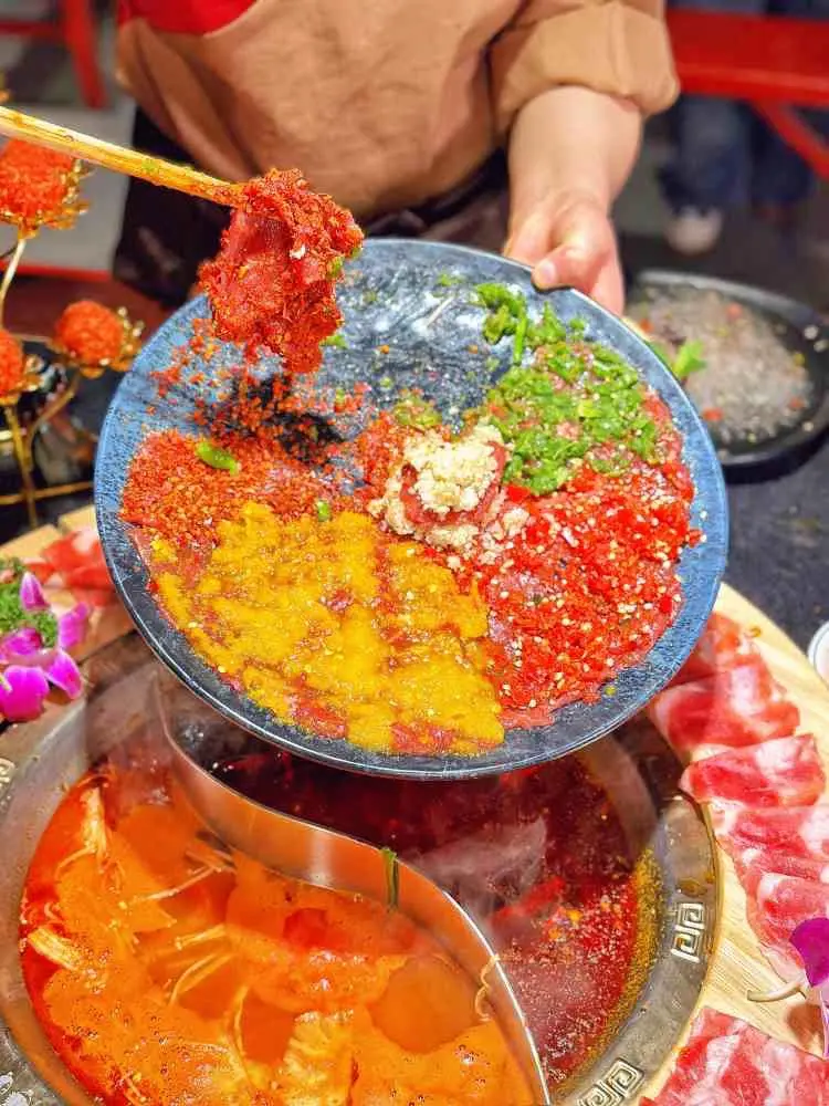 蜀香结义·三国火锅。