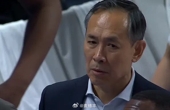 还以为可以有G5看，没想到北京男篮遭遇“黑色第三节”，突然崩盘，被大逆转之后一口
