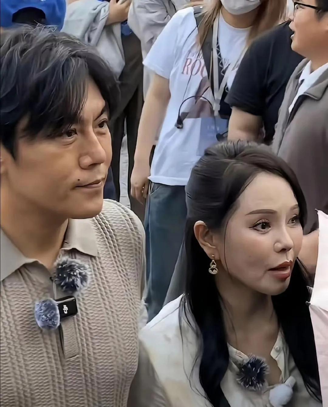 伊能静和秦昊参加综艺节目《妻子的浪漫旅行2026》无美颜淡妆生图！年近60的她虽