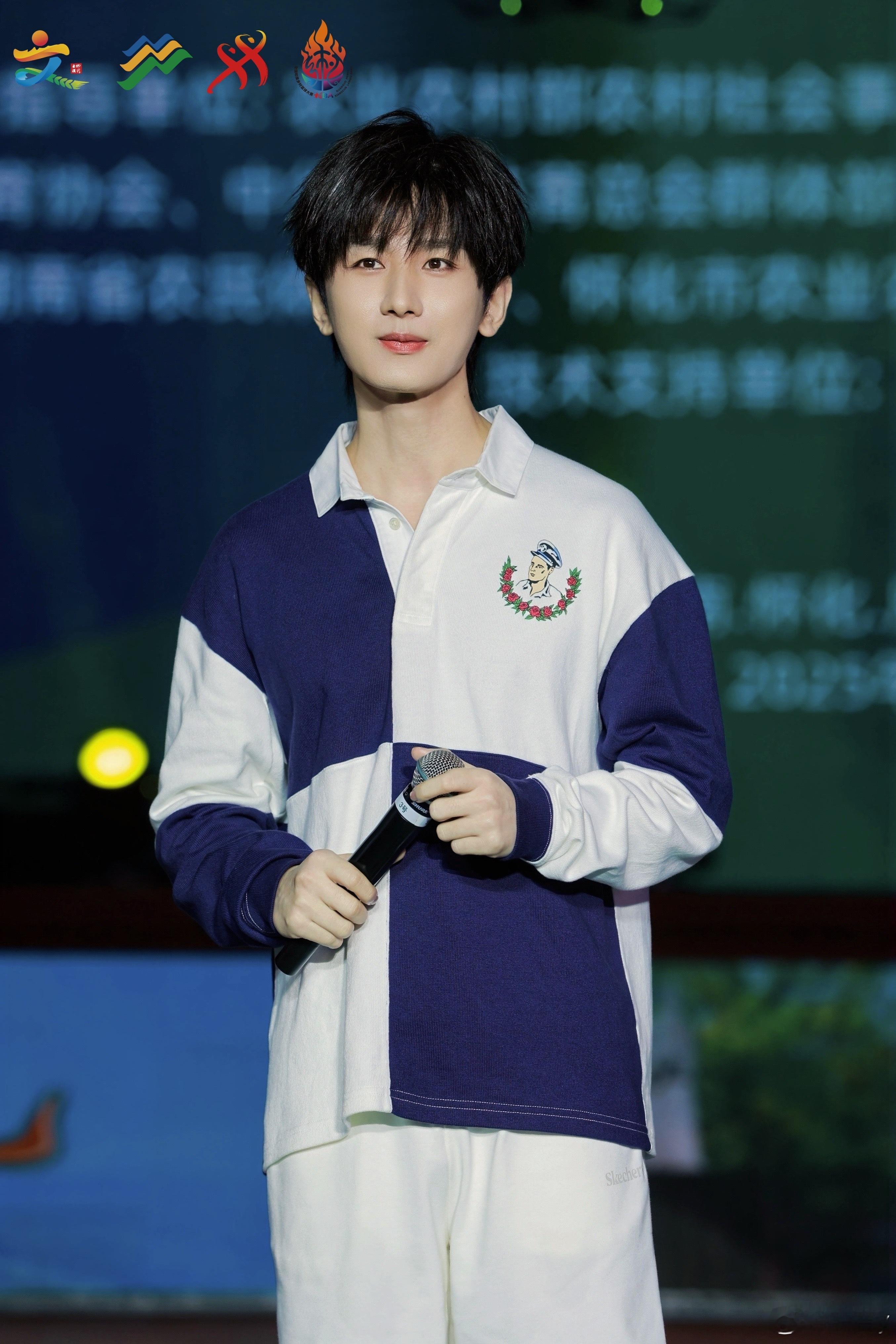 成毅两京十五日cy成毅朱瞻基成毅你把粉丝的爱小心收藏，然后认真地说“我们要一起变