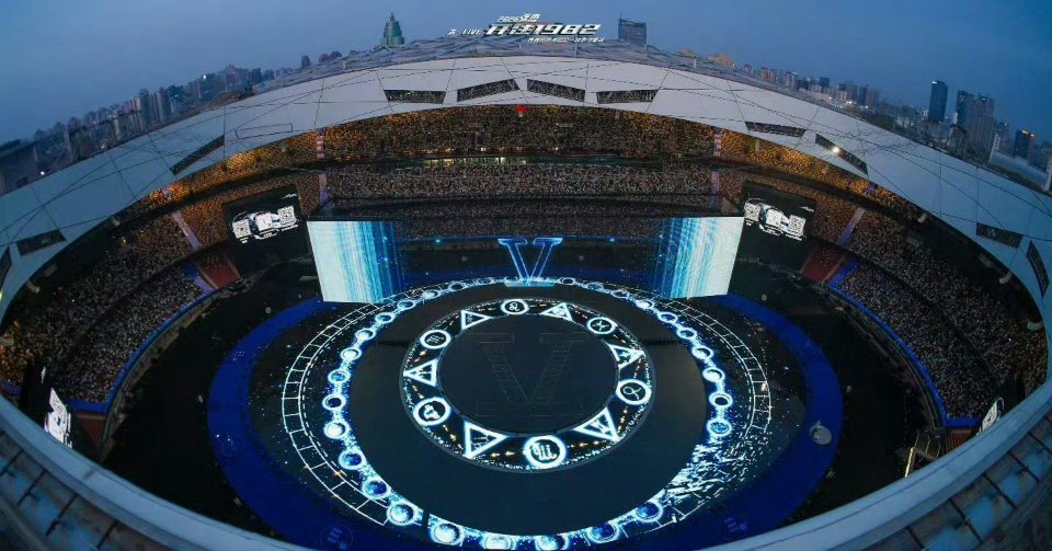 浪姐今晚鸟巢团建了 浪姐鸟巢团建看张杰演唱会浪姐今晚在鸟巢团建看张杰演唱会了乘风