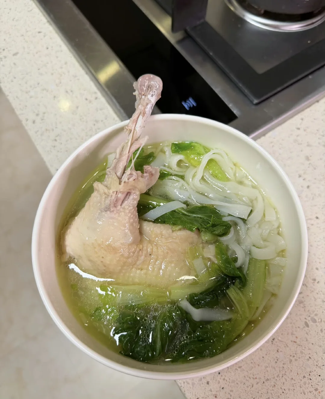 如果一个人对我的实际态度比我希望他对我的态度要差，我就会认为自己受到了...
