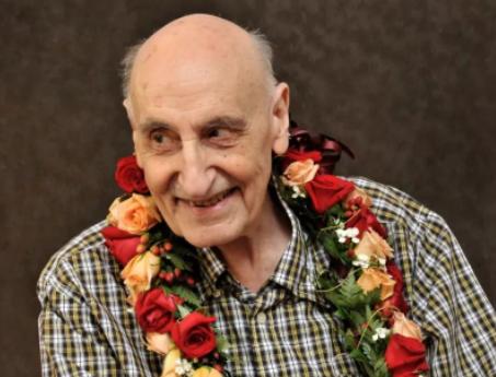 一个人能无私到什么程度！法国一男子来到中国40年时间，竟然无偿资助了70多位中国