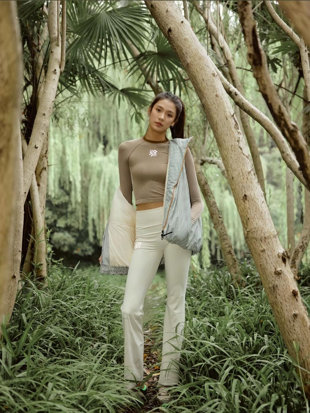 赛场上霸气，私底下青春活泼的国家队跳高运动员陆佳雯，这才是真正的大长腿