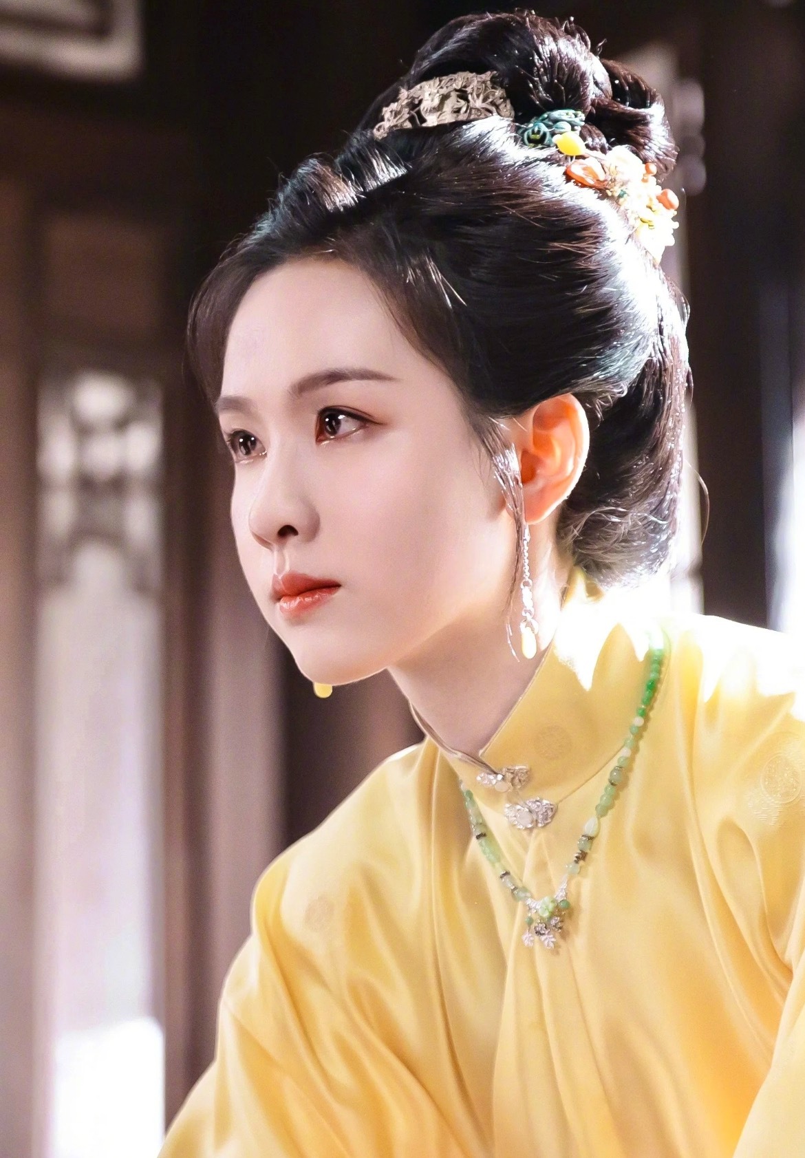希行的小说《楚后》从剧名到内容，都是绝对的大女主，毕竟“起点女生网”，不论男主是
