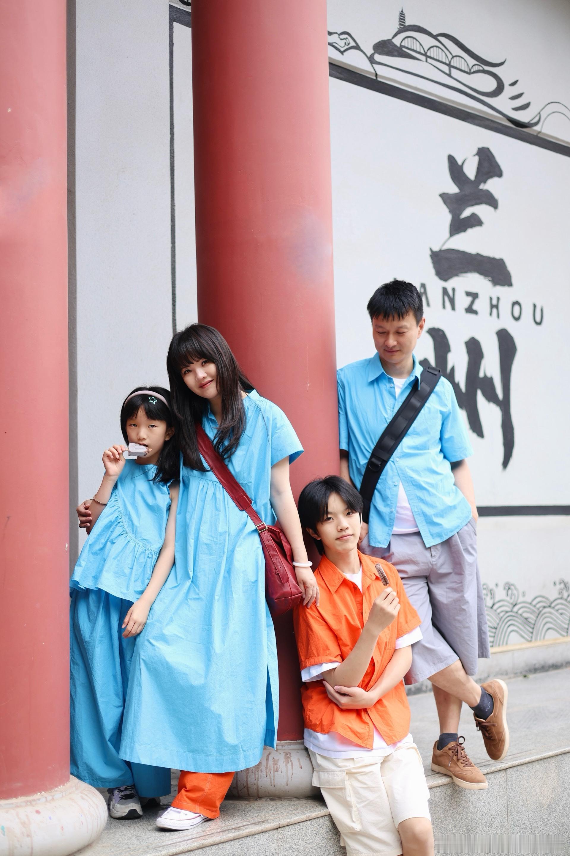 短短的时间黄河母亲去了，中山桥也去了，黄河边也浪了一圈，带着孩子们看看妈妈长大的