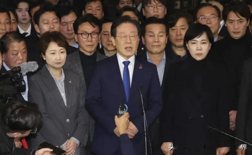 美国的贸易战似乎越来越顺，韩国妥协后，全球经济前十国家中，仅剩4国未对美妥协。很