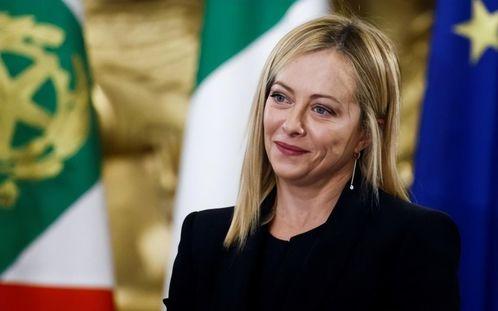 近几日，英、法、德、荷兰等欧洲国家对中国发声时。

意大利女总理梅洛尼却突然 “