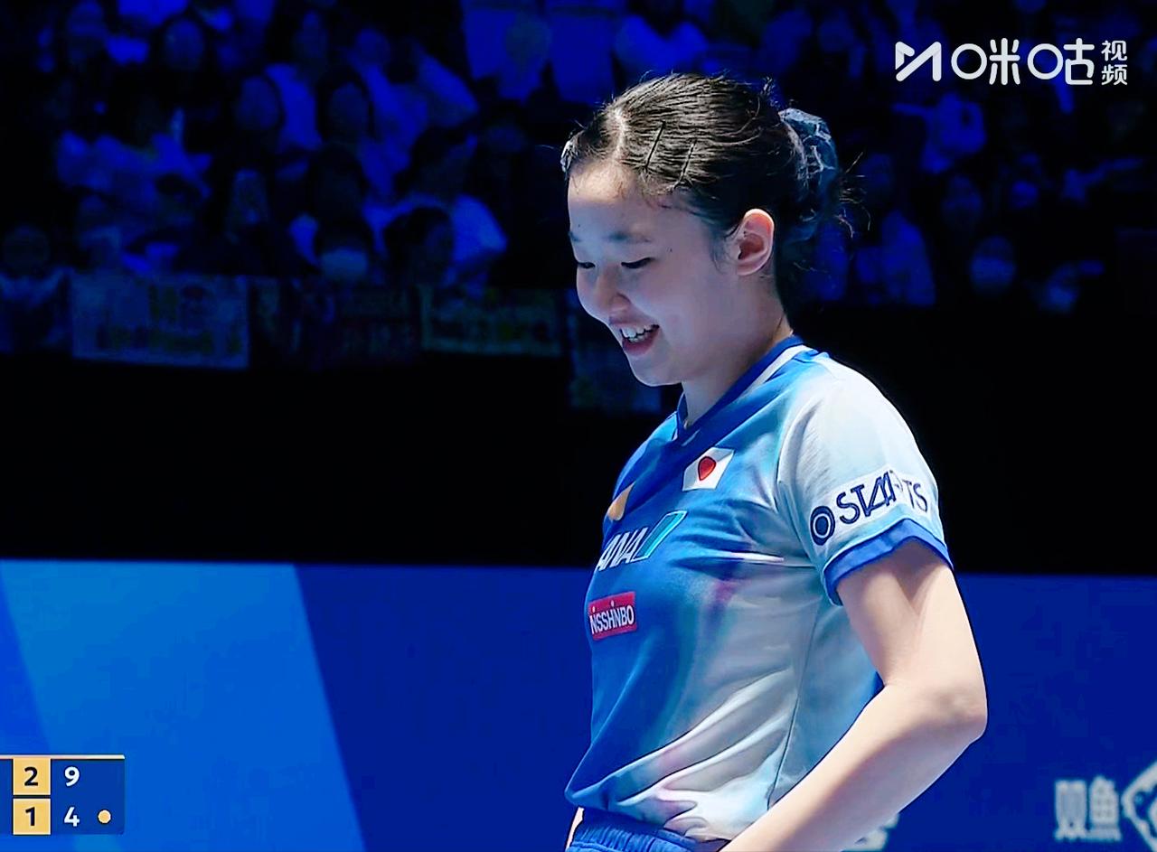 为什么蒯曼打张本美和，比鳗鱼更畅快淋漓？

张本美和最擅长就是反手，
而蒯曼是左