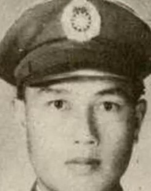 金门战役我军惨败，时隔32年后，为何发现团政委在台湾当高官？

1949年，随着