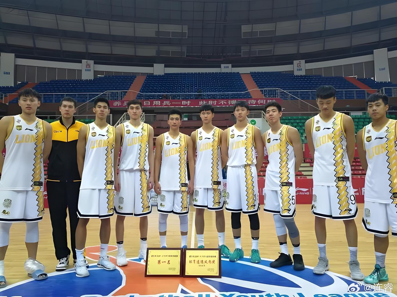 广厦根基在青训啊CBA江苏男篮vs广厦男篮