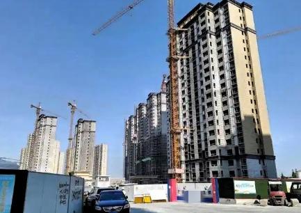 太讽刺了！黑龙江大庆，女子一时冲动，将全家的500万血汗钱借给某房地产公司，对方