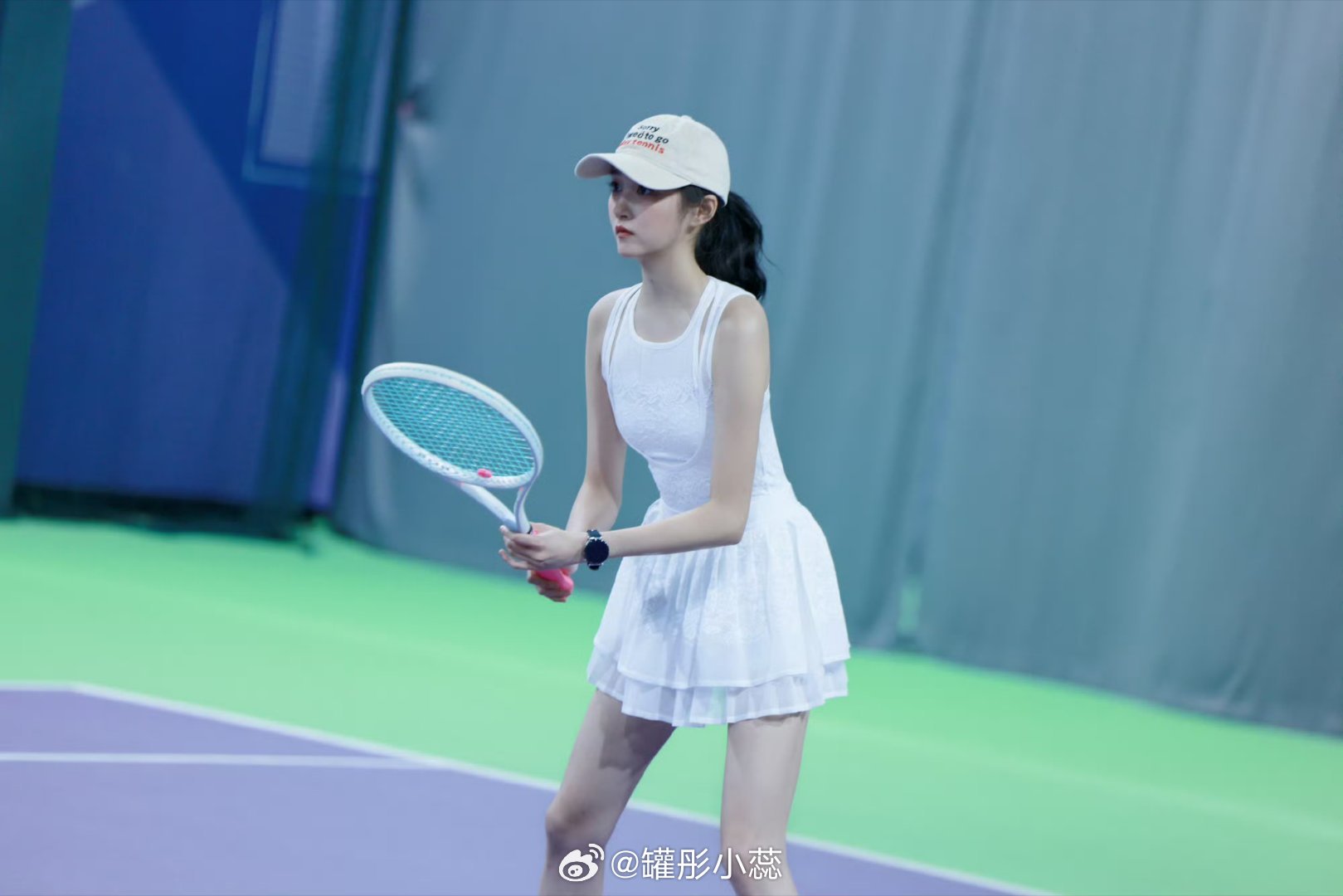 魏晨让关晓彤实现高跟鞋自由女大来的！！ 