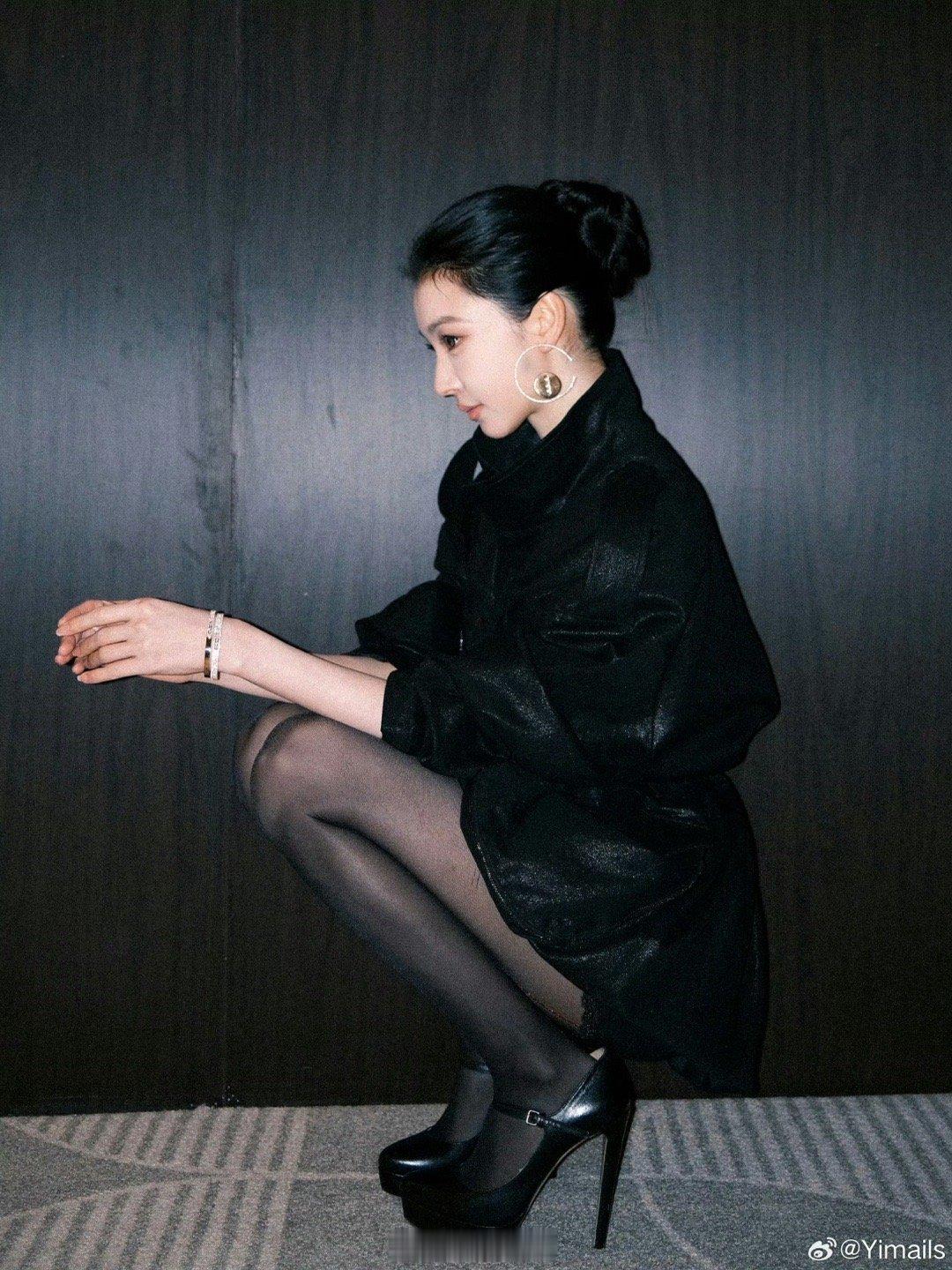 易梦玲[舔屏][色][色][色][色][色][色][色][色][舔屏][色][舔