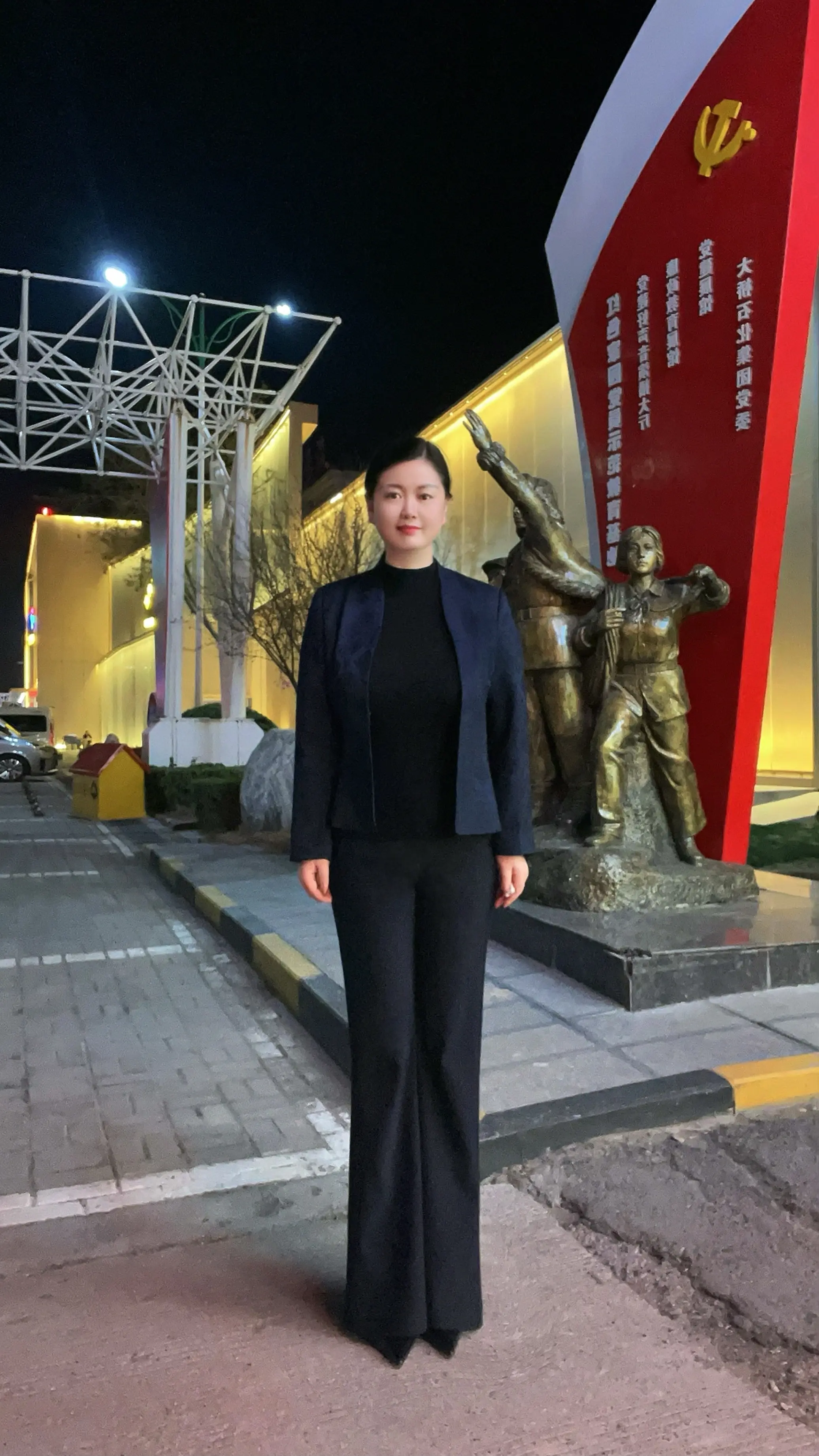 千种辛苦只为过好生活，万般付出但求全家幸福！一人的付出撑不起两个人的幸...