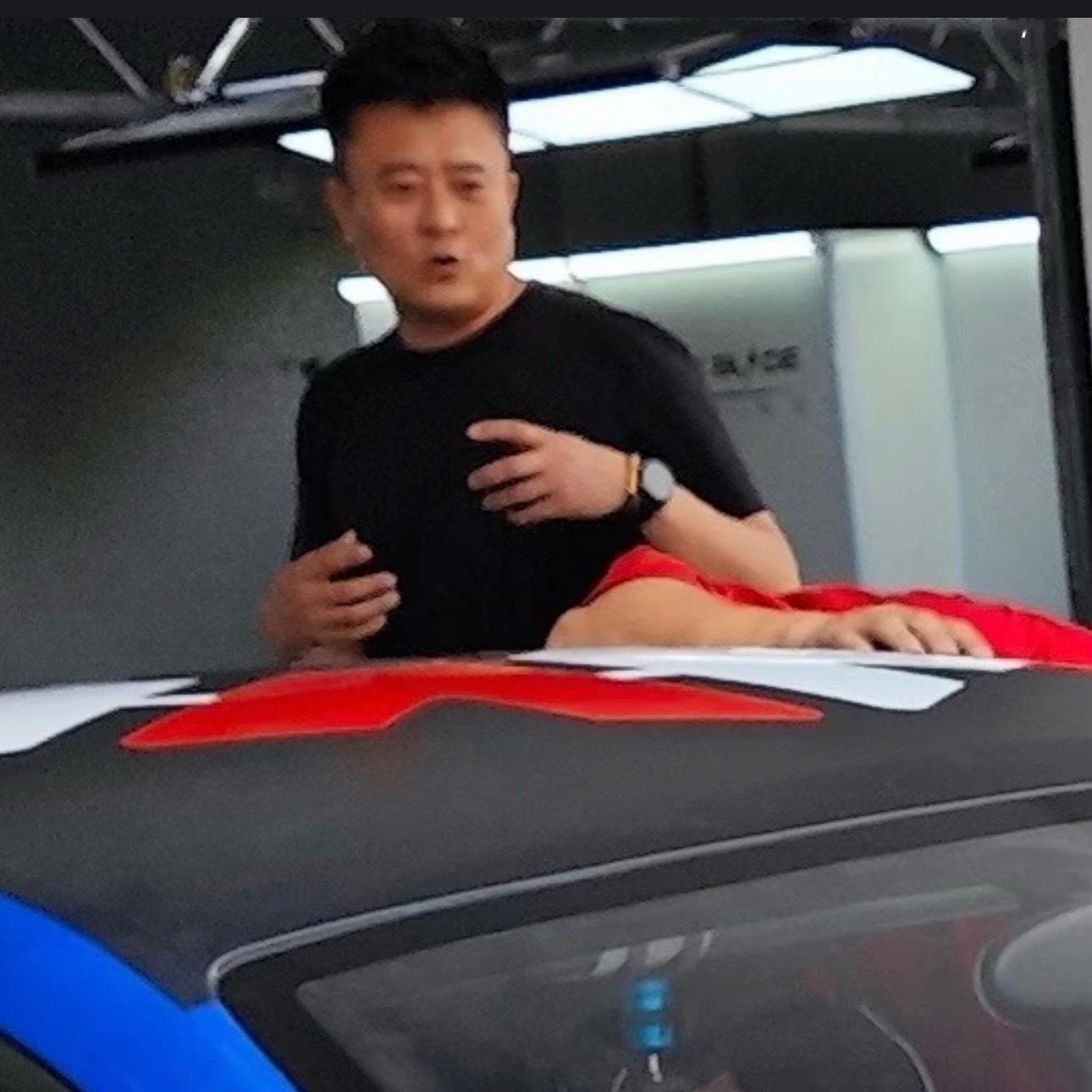 刷到一个赛场的张烧毁太好笑了完全就是少爷的仆人 