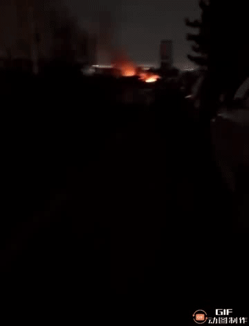 以色列今晚对德黑兰各处检查站发动新一轮攻势，出动自杀式无人机打击伊斯兰革命卫队（