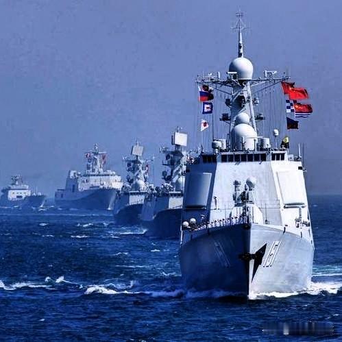 国产神盾巡洋舰（以055型驱逐舰为代表）是中国海军现代化建设的核心力量，集成了多