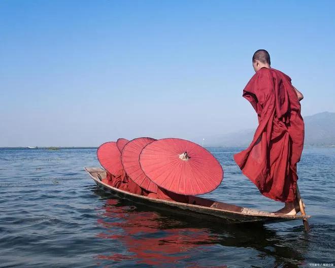 糟糕的摆渡人
——致我带的第一届学生

情况说明：
我是八十年代末九十年代初很有