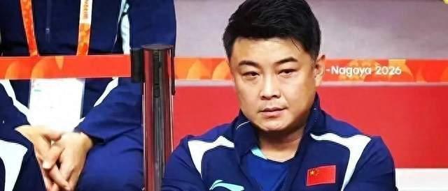 传退休教练远程指挥林诗栋亚运夺冠？决赛时他正坐在澳门队教练席