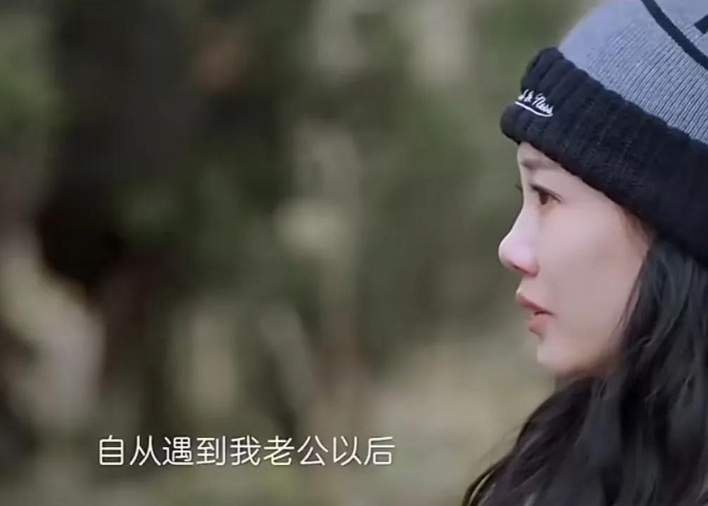 苗苗，幸好遇到郑恺！

苗苗在一档节目中说自己一直被孤立，社恐，不知道如何交友，
