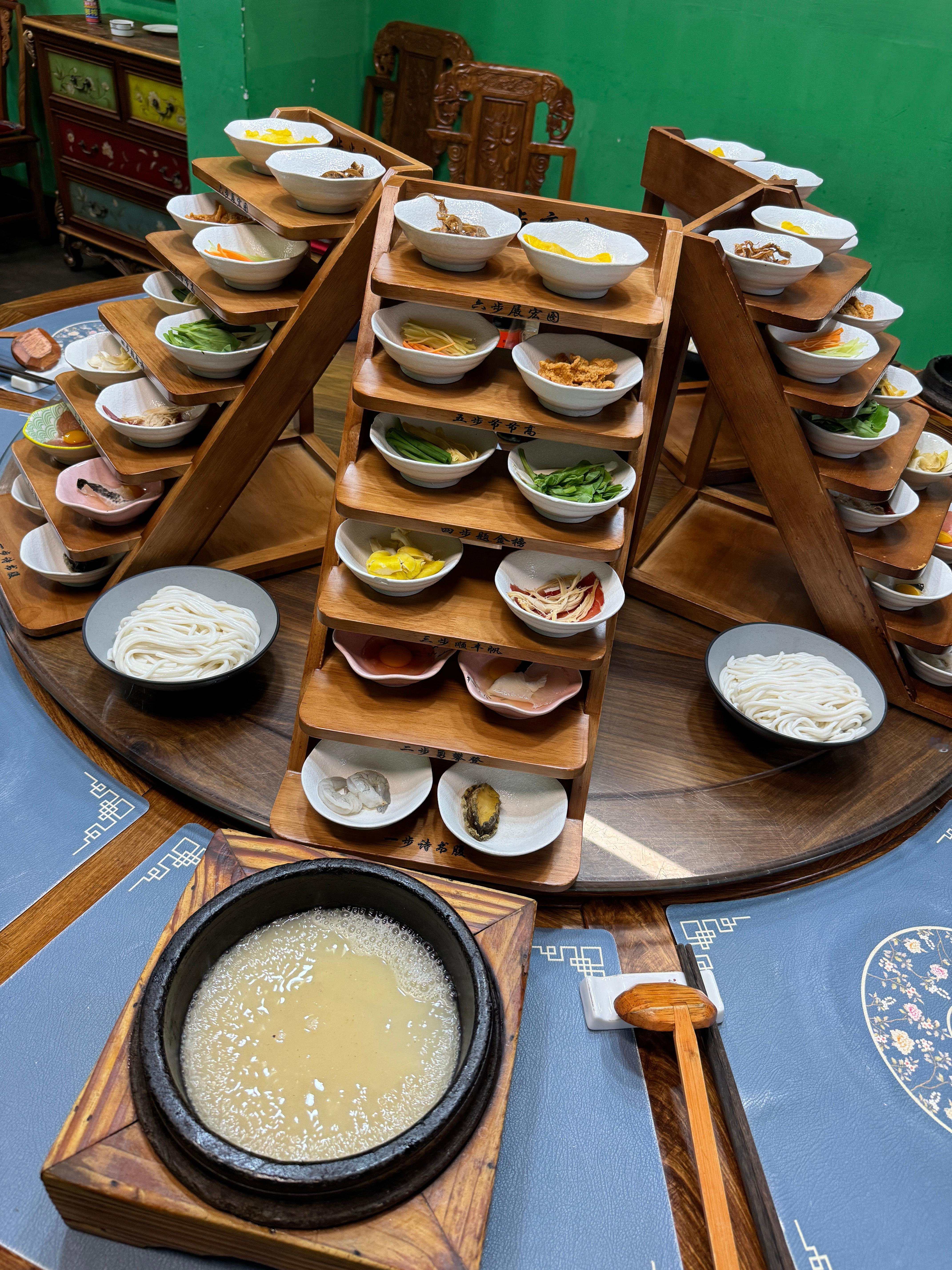 仪式感拉满的米线🍜#记录生活#  ​​​