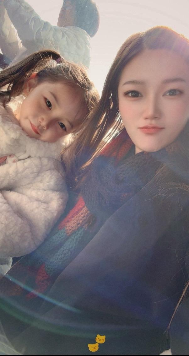 用最宽的心，装最多的福 ，抬头皆是温柔🌹