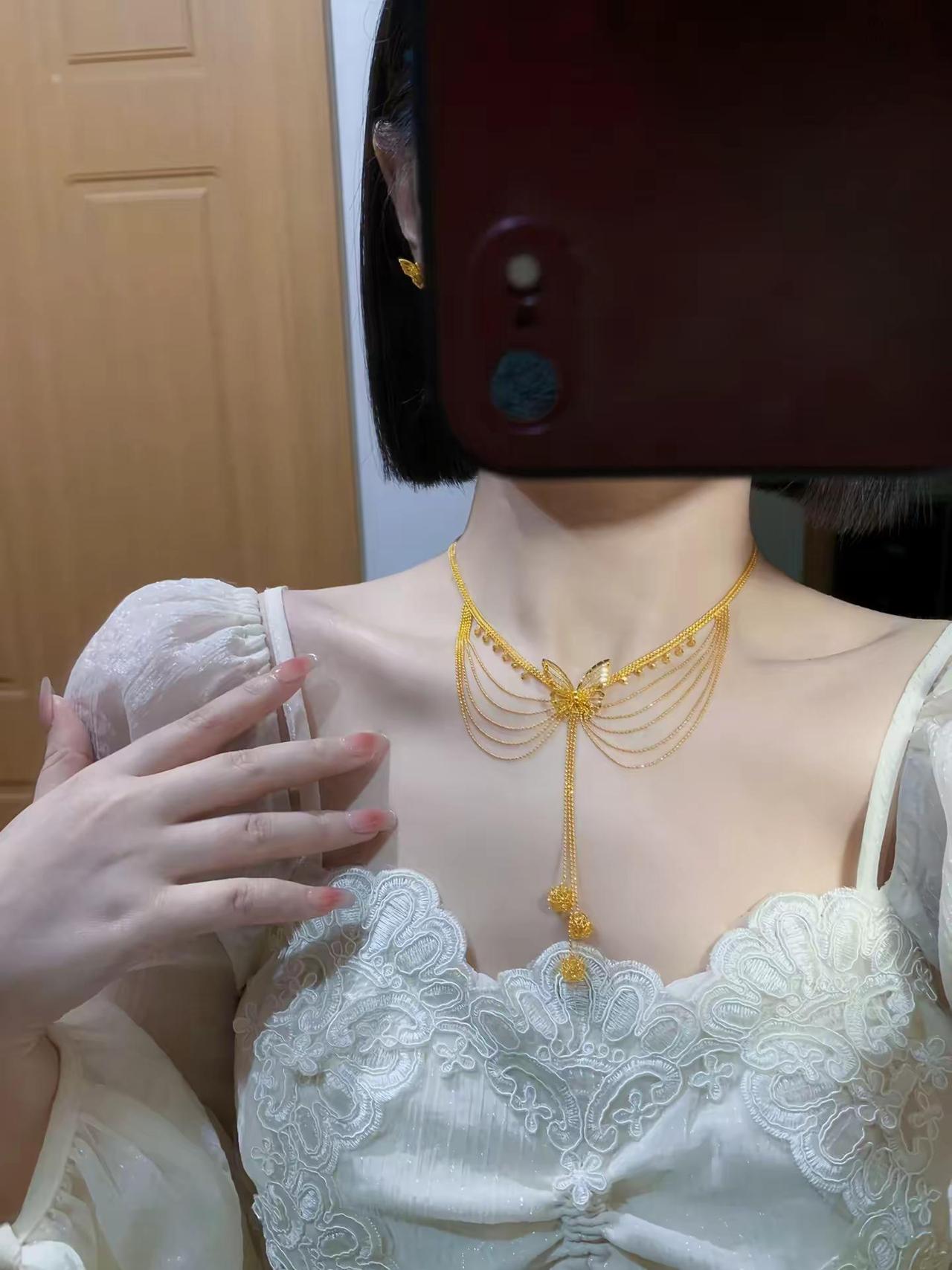 今天不是哇塞，今天是哇塞赛！黄金项链 蝴蝶 这也太好看了 黄金