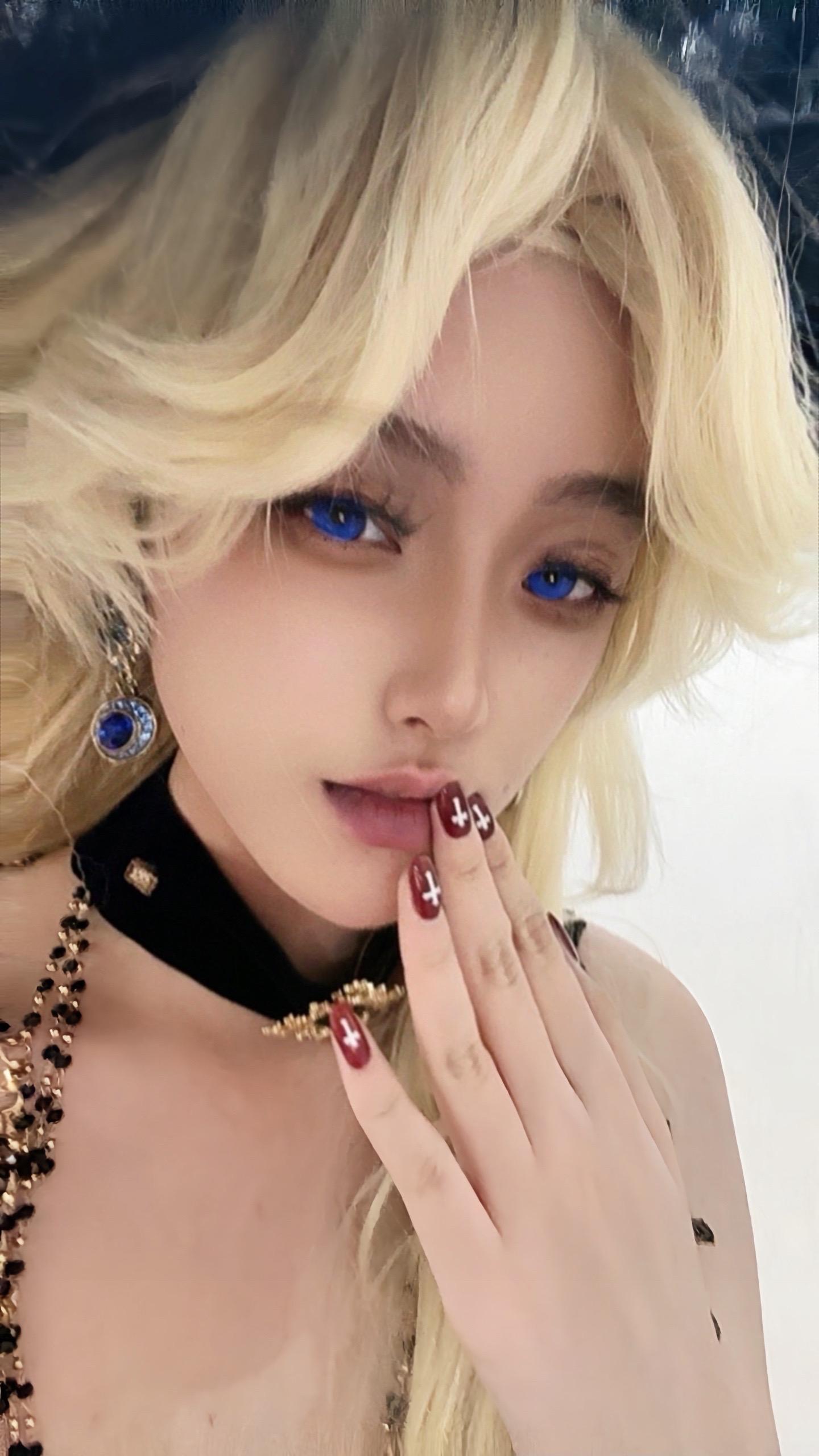 玛德莲小姐